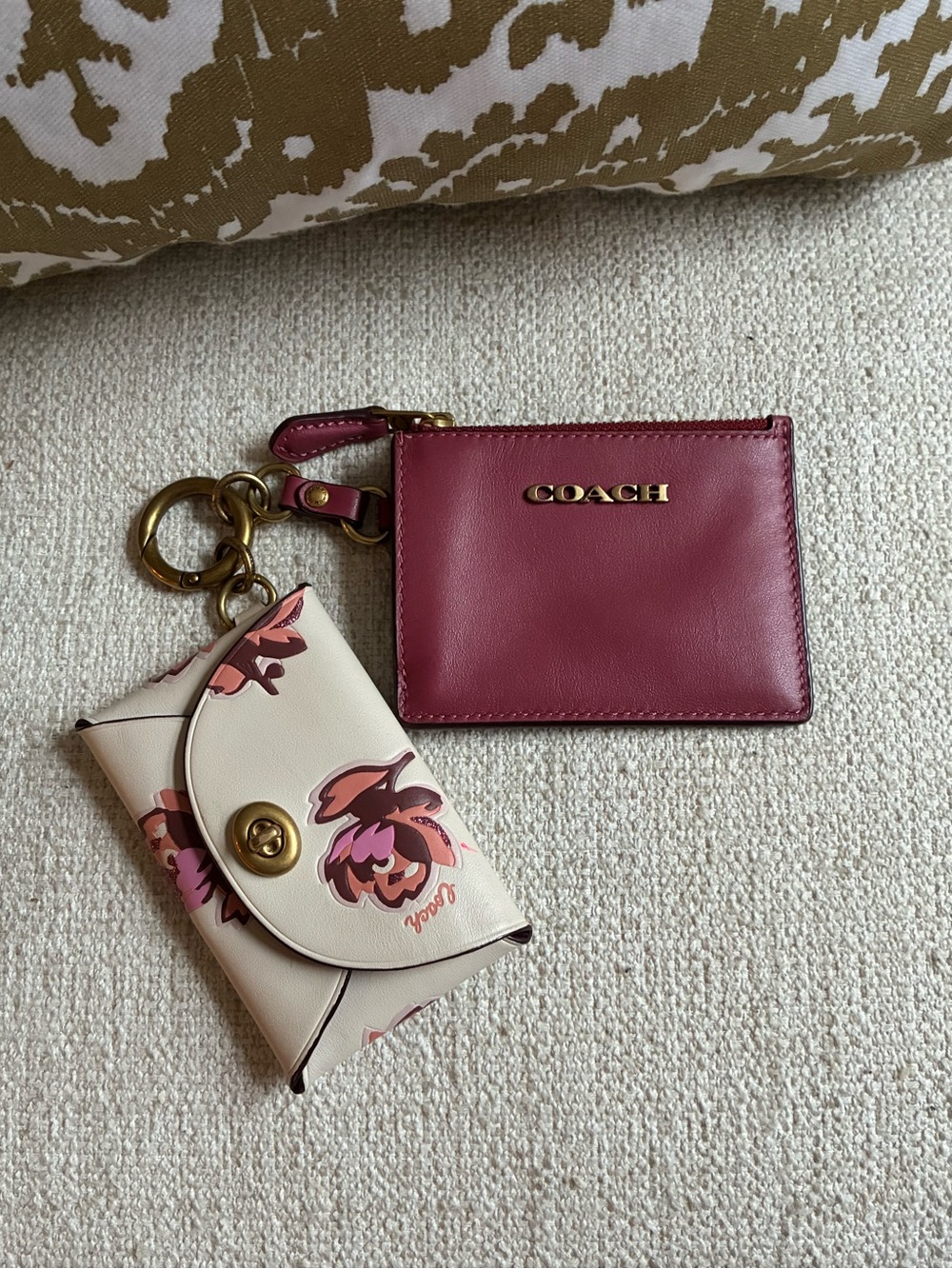 Coach Turnlock Coin Purse and Dual Card Case Set, Bag Charm, 86407 - Picture 3 of 15